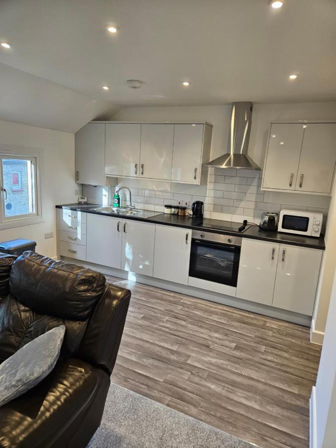 Quiet Hideout Apartment Southend-on-Sea Bagian luar foto