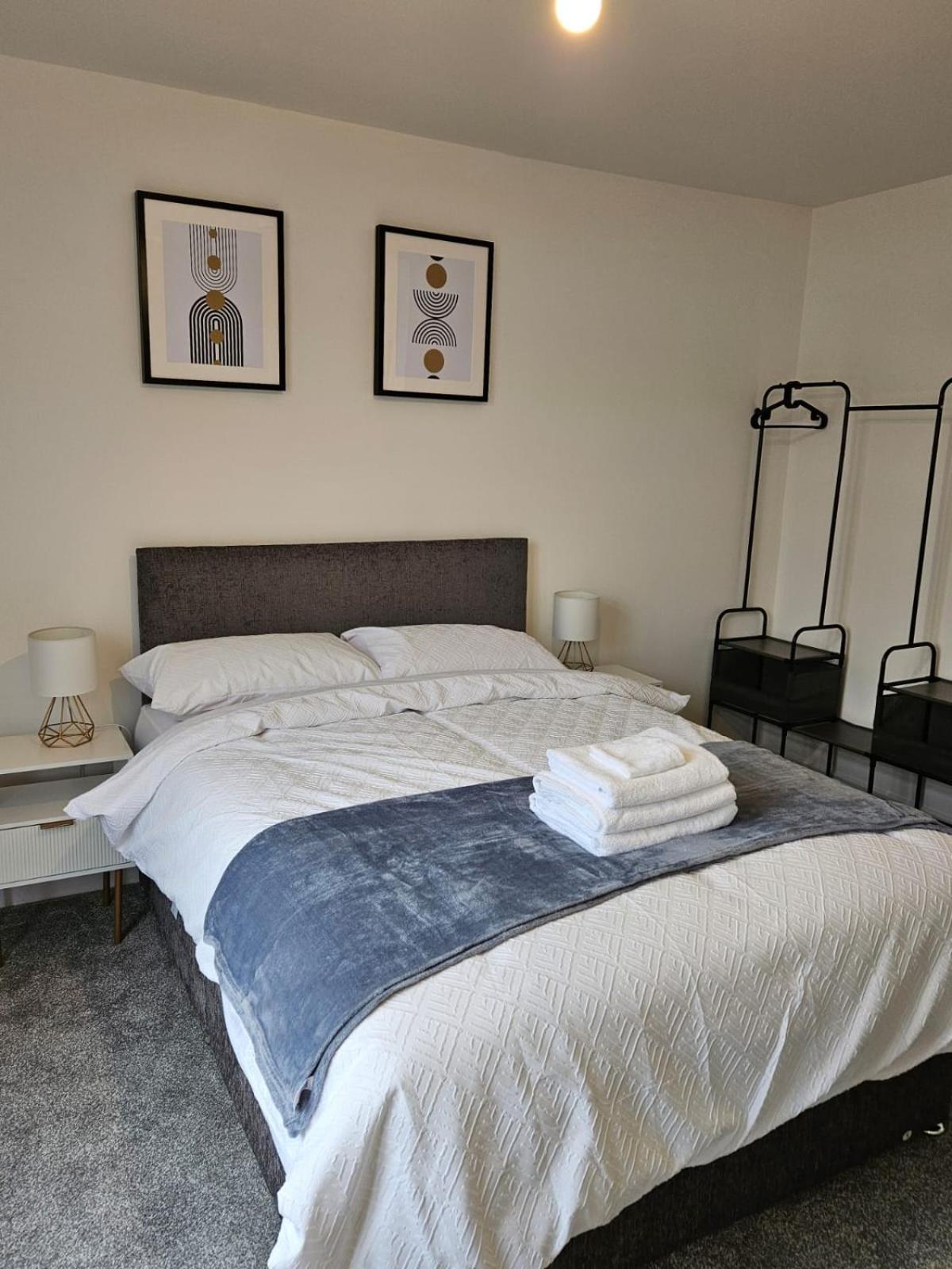 Quiet Hideout Apartment Southend-on-Sea Bagian luar foto